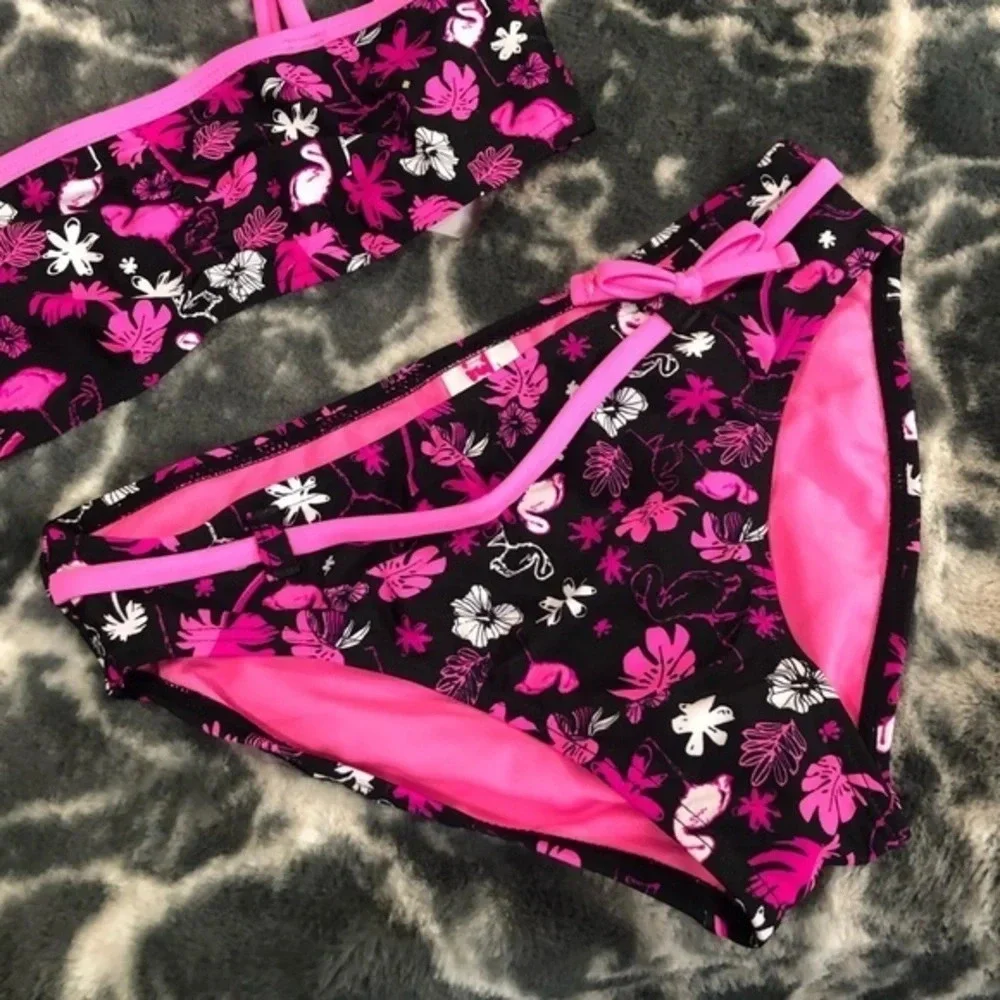 NWT girls Bright tropical print bikini breaking waves